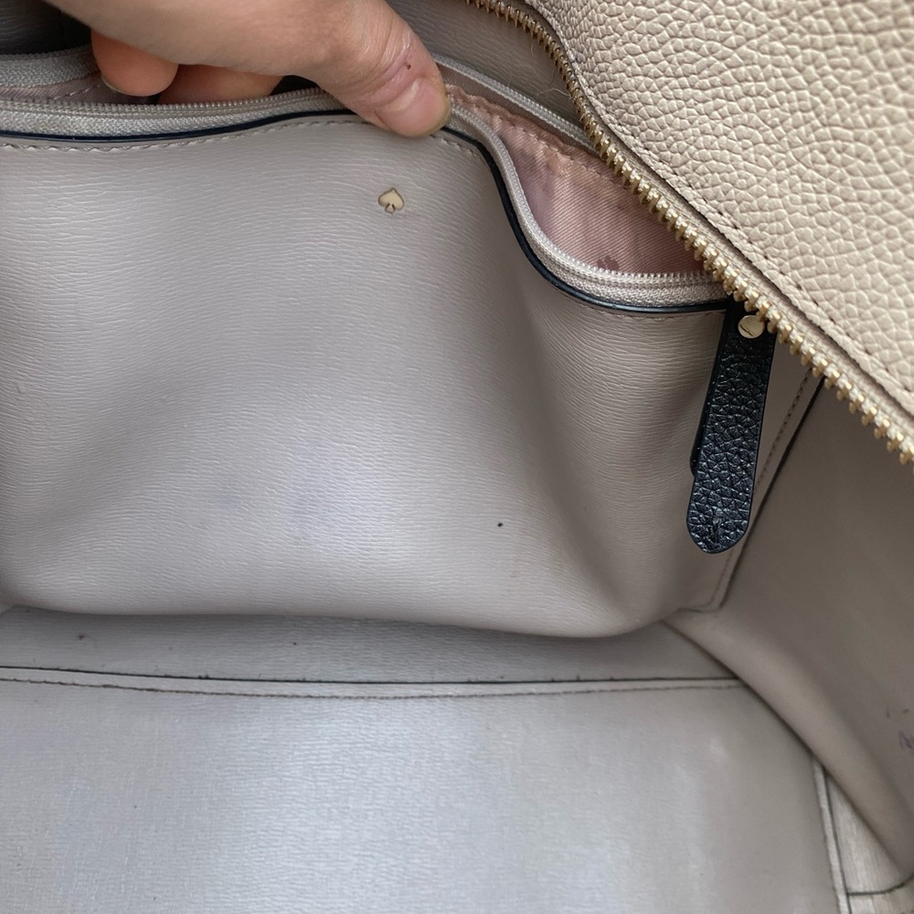 Kate Spade tote- black and light tan - Picture 9 of 16